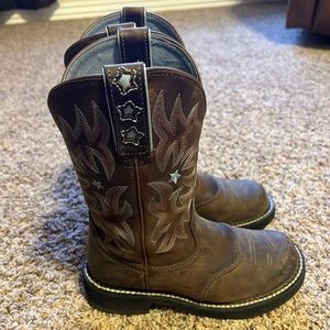 Arita Fat Baby Boots